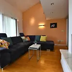 House Bucic - 1 בית נופש *