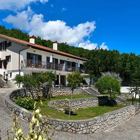 House Bucic - Apartment 1 度假居 *