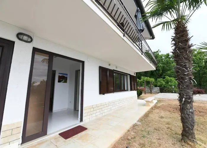 House Bucic - Apartment 1 * Mošćenička Draga