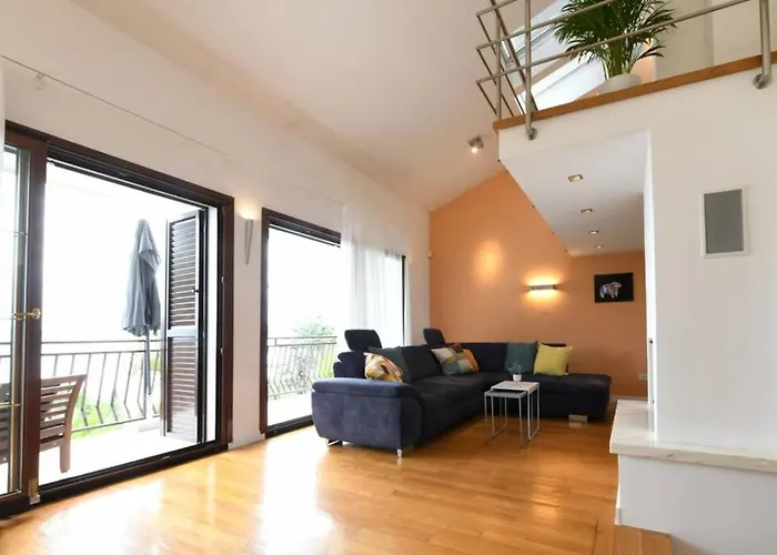 House Bucic - Apartment 1 * Mošćenička Draga