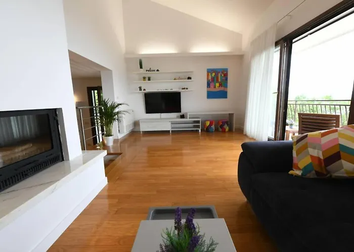 House Bucic - Apartment 1 * Mošćenička Draga