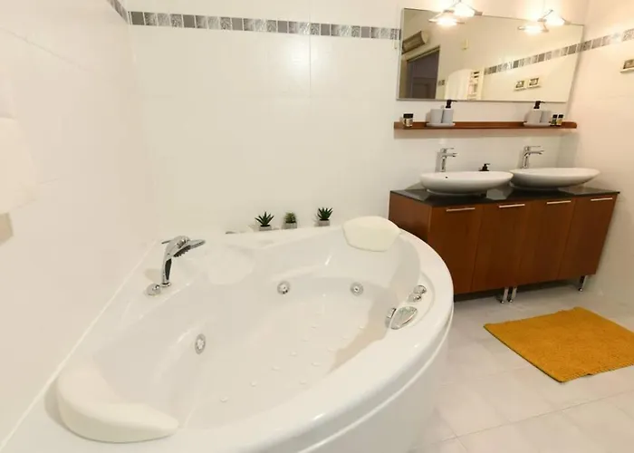 Feriehus House Bucic - Apartment 1
