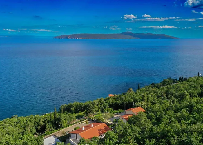 House Bucic - Apartment 1 * Mošćenička Draga