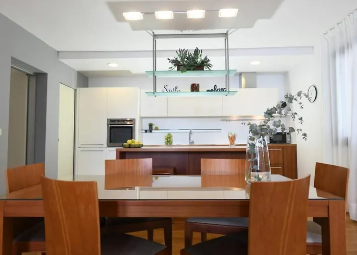 House Bucic - Apartment 1 Дом отдыха Мощеничка-Драга